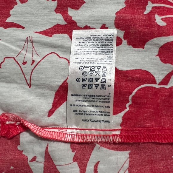 3 button down blouses - Picture 2 of 11